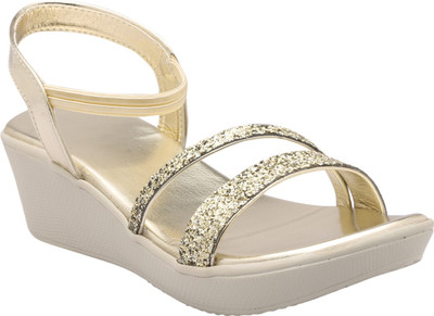 

ALKAWAL Girls Sports Sandals(Gold