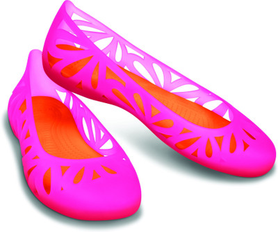 

Crocs Women Pink Flats