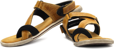 

Woodland Men Mgold Sports Sandals