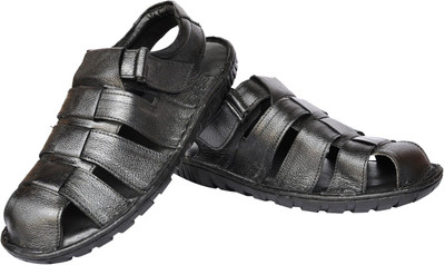 

LeCobbs Men Black Casual
