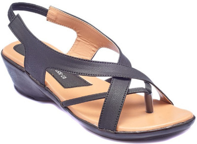 

Dolphin Miles Women Black Wedges