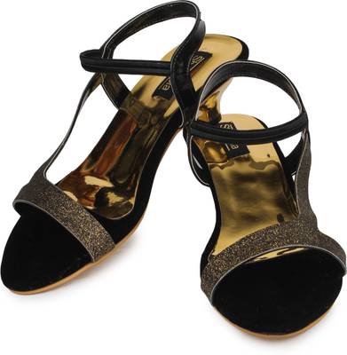 Shoetopia Women White Heels