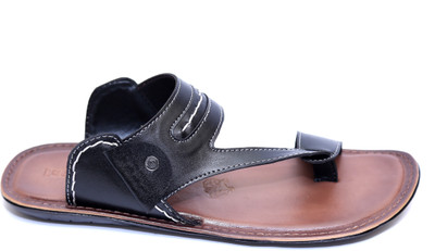 

Roony Men Black Casual