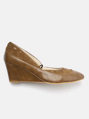 Dressberry Women Beige Heels