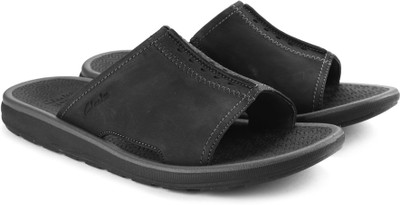 

Clarks Men Black Nubuck Casual