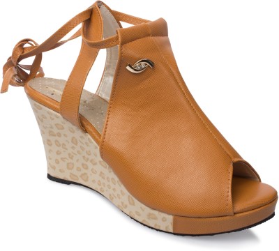 

CUTE FEET Women Tan Wedges