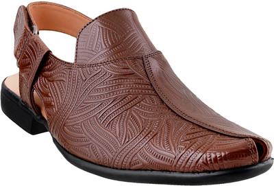 

Mochi Men 23,Tan Sandals
