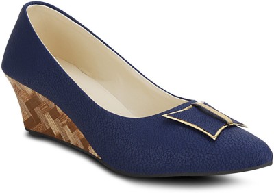 

Get Glamr Girls Wedges, Navy