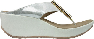 

Inc.5 Women SILVER Wedges