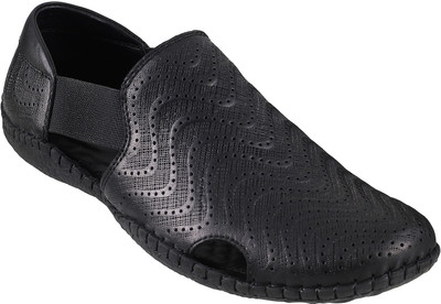 

Mochi Men 11, Black Casual