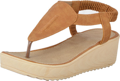 

Royal Collection Women Brown Wedges