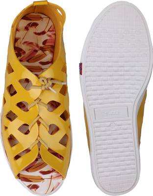 DJH Women Gold Bellies