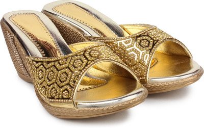 

London Steps Women Golden Wedges