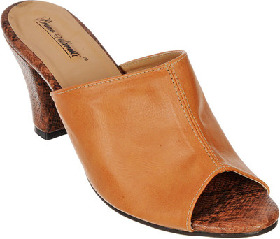 

Bruno Manetti Women Tan Heels
