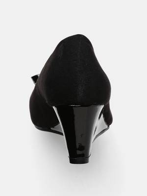 Dressberry Women Black Heels