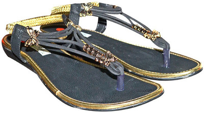 

Port Women Black Flats