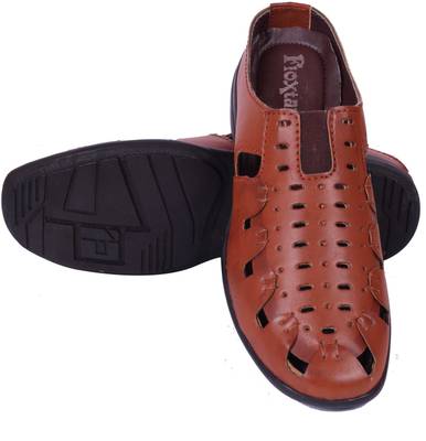 Floxtar Men Brown Sandals
