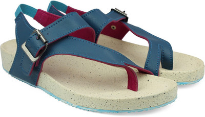 

Inc.5 Women BLUE Flats