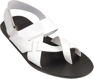 

Metro Men 16,White. Casual
