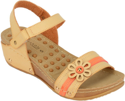 

Khadim's Women Beige Wedges