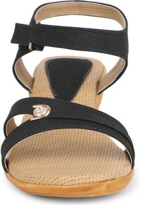 Jayn Martin Women Soothing Beige::Jet Black Heels