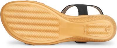 Jayn Martin Women Soothing Beige::Jet Black Heels