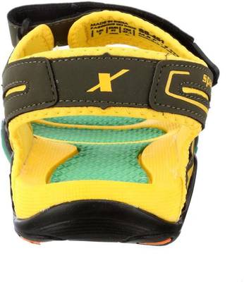 Sparx Men Olive Yellow Sandals