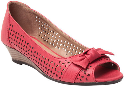 

MSC Women Red Heels