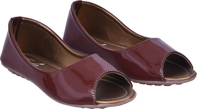 

Jade Women Brown Flats