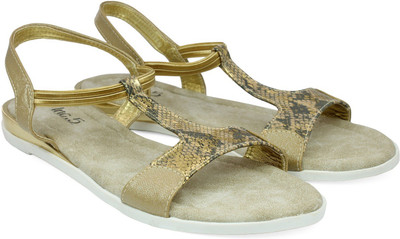 

Inc.5 Women GOLD Flats