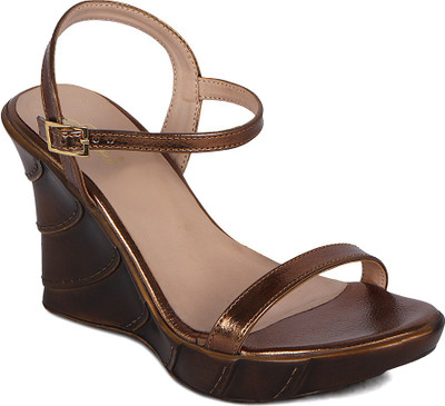 

Flora Women copper Wedges