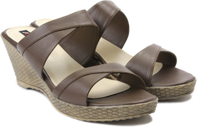 

Kneetoes Women Brown Wedges