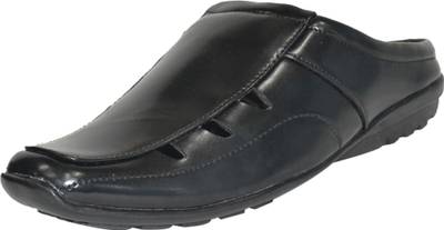 Strive Men Black Sandals