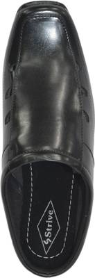 Strive Men Black Sandals