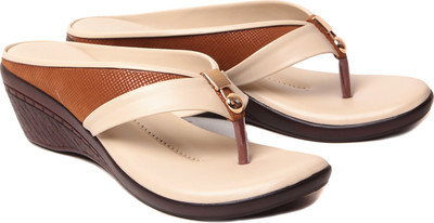 

Bare Soles Women brown Wedges
