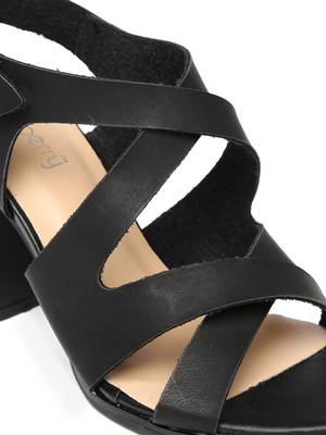 Dressberry Women Black Heels
