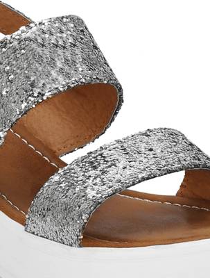 Kielz Women White Heels