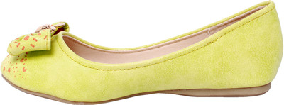 

Ilo Women Green Flats