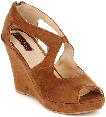 

Flat n Heels Women Brown Wedges