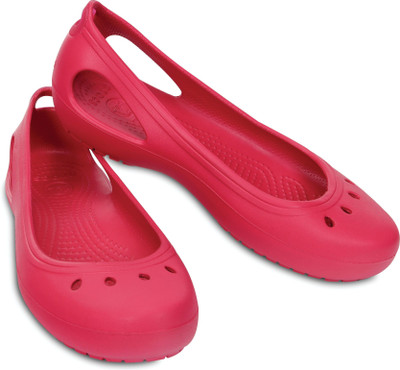 

Crocs Women Pink Flats