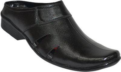 

Human Steps Men Black Clogs