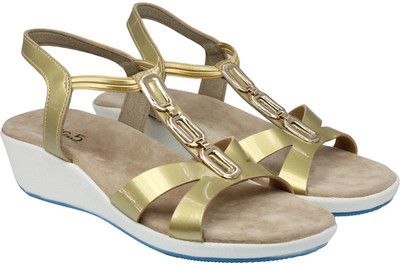 

Inc.5 Women GOLD Heels