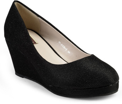 

Flat n Heels Women Black Wedges