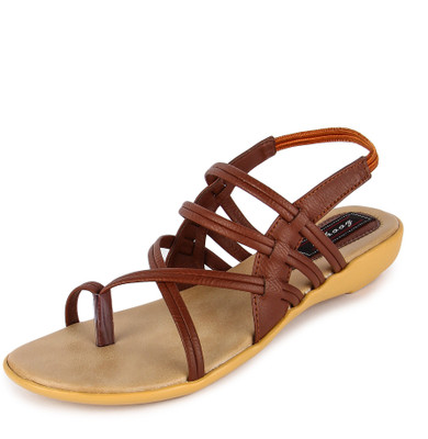 

Shooz Women Brown Wedges