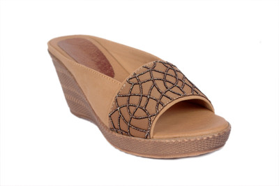 

Studio 9 Women Beige Wedges