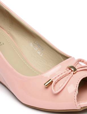 Dressberry Women Pink Heels