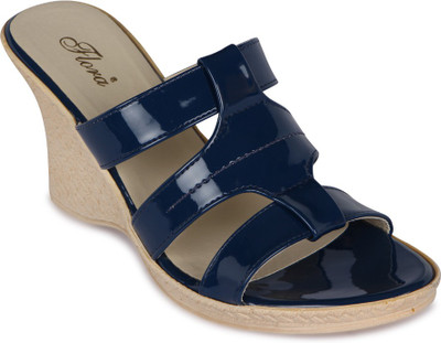 

Flora Women 18, Blue Wedges