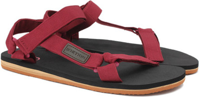 

United Colors of Benetton Men 902 Sports Sandals