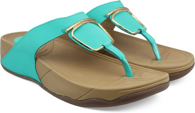 

Inc.5 Women GREEN Flats