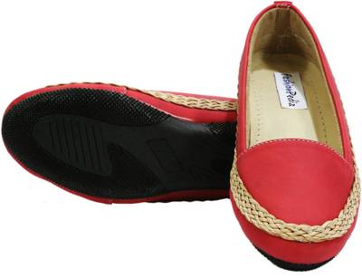FashionPedia Women Red Bellies